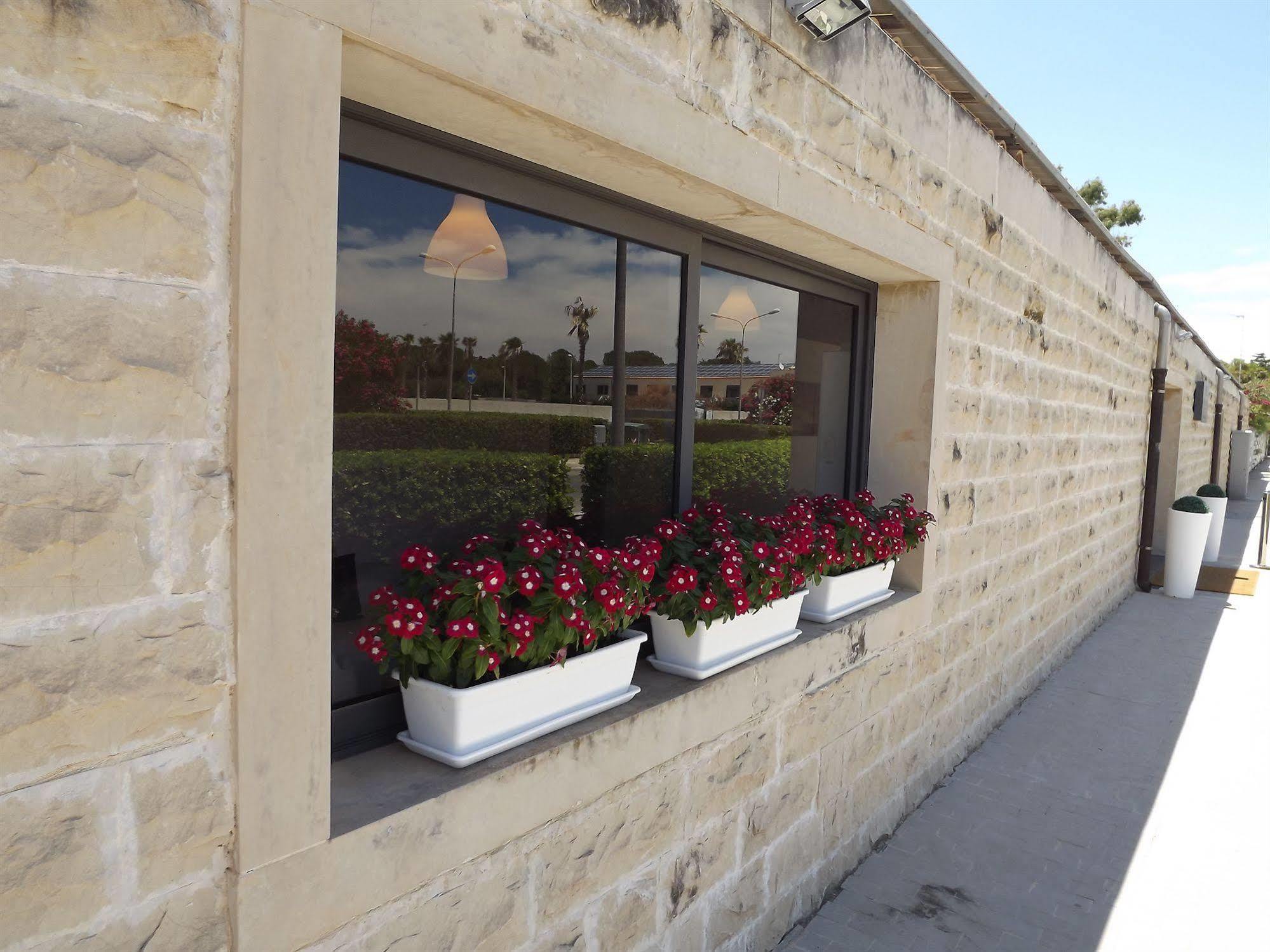 Hotel Aria Di Mare Marina di Ragusa Exterior foto